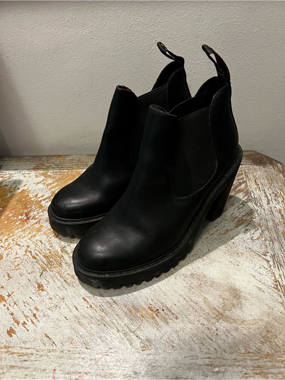 Dr. Martens Black Leather Chelsea Heeled Ankle Boots Grunge Goth Whimsigoth - Picture 3 of 11